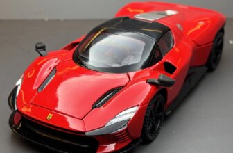 1005009065194807-Miniatura Ferrari SP3 1:22