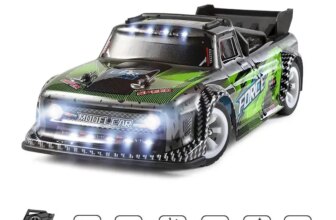 1005005831676318-Carrinho RC WLtoys 284131 1:28 4WD 2.4GHz