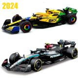 Bburago 1:43 Mercedes W15  2 Unidades